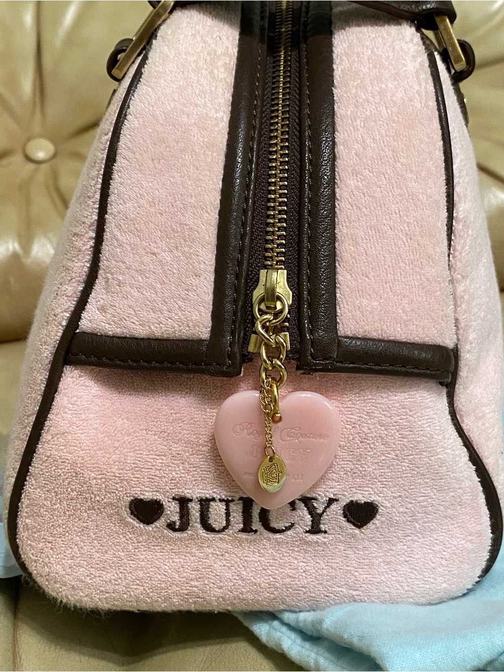 Vintage Juicy Couture Royal Bowler Bag Velour Velvet Baby Pink Crown w/Charms - Picture 4 of 16